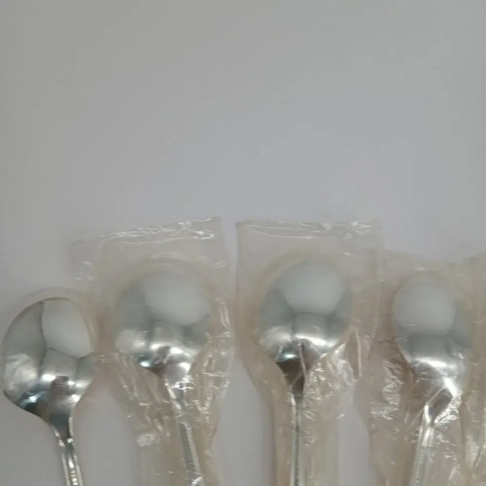 6X SS Oneida Prestige GRENOBLE Silverplate Soup Spoons 1 Used Rest New